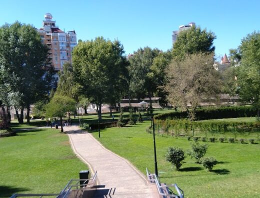 Майданчик для вигулу собак