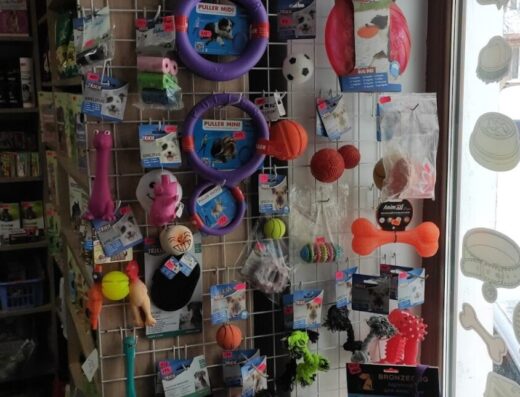 Зоомагазин “Рожевий Мопс”