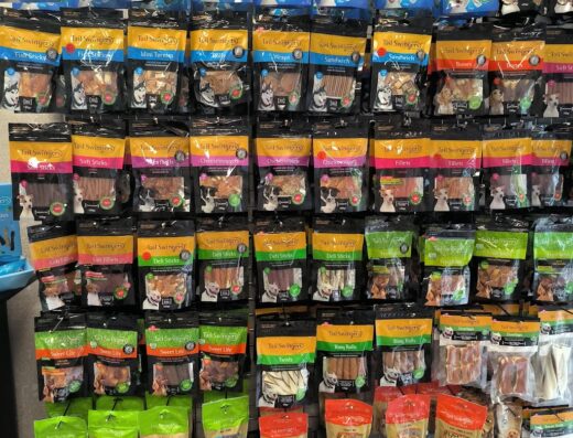 Зоомагазин „Animal world“